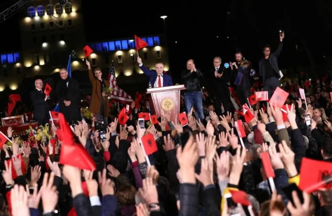 Nga “matematika” te pazari i Roskovecit, Meta ironizon Ramën: Tezat e tij nuk e bashkojnë opozitën