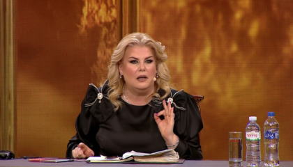 Nipi e akuzon për mashtrim, Çobani-Hekuranit: Do bëj kallëzim penal. Të kam ftuar, më ke gënjyer