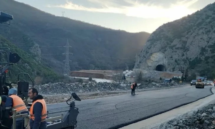 Nis shtrimi me binder në aksin Elbasan-Qafë Thanë