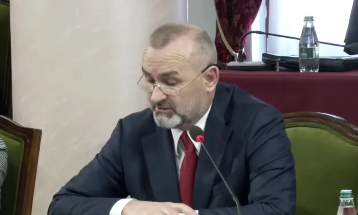 Nisma e PS për ndryshimet ligjore/ Manja: Qëllimi, garantimi i funksionimit normal të institucioneve. Nuk shtojmë privilegje individuale