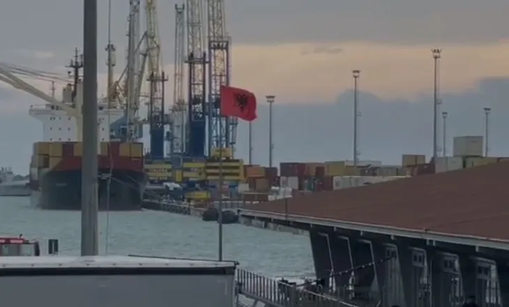 Një 24-vjeçar emërohet zv/drejtor në Portin e Durrësit, rikthehet posti i hequr vite më parë