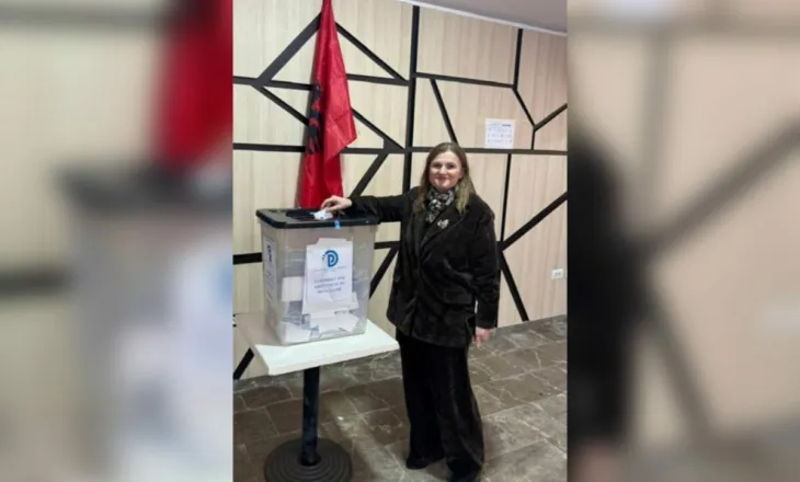 Një grua zgjidhet kryetare e degës së PD në Lezhë. Gjekmarkaj: Demokratët dëshmuan vlerat e demokracisë