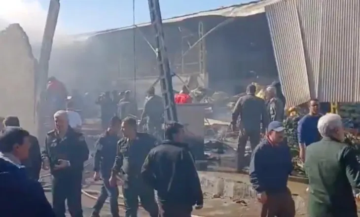 Një helikopter i ushtrisë iraniane rrëzohet në tregun e Isfahanit, katër të vdekur