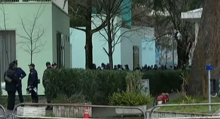 Një orë para protestës opozitare/ Angazhohen mbi 1300 efektivë policie,vendosen në gatishmëri edhe autobotet me ujë