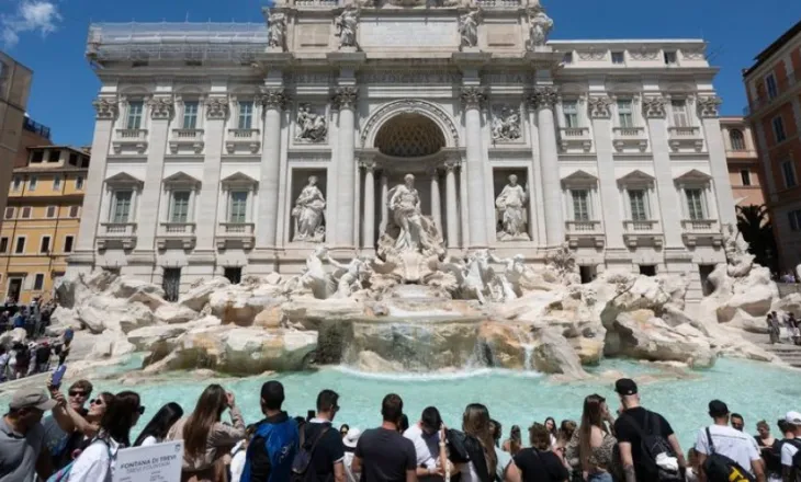 Një vizitë 2 € nga 2 shkurti: Çfarë do të ndryshojë tarifa e re e Romës në Shatërvanin Trevi?