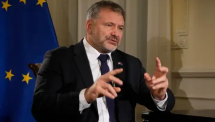 Nuk i dha përparësi këmbësores në rrugë, gjobitet ministri i Drejtësisë në Poloni