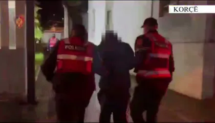 Operacion antidrogë në Korçë, arrestohen 3 persona, sekuestrohet mbi 1 kg kanabis dhe kokainë