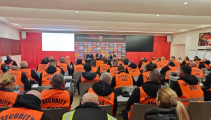 Organizimi dhe siguria në stadiume, FSHF nis trajnimin me përgjegjësit e punonjësve të sigurisë