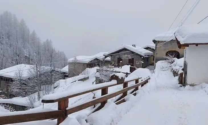 Orteqe dhe evakuime në Alpe, Italia dhe Zvicra në gatishmëri të plotë pas reshjeve ekstreme të dëborës
