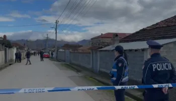 Pak muaj më parë ndërroi jetë bashkëshortja e tij, 61-vjeçari nga Maliqi i jep fund jetës në banesë