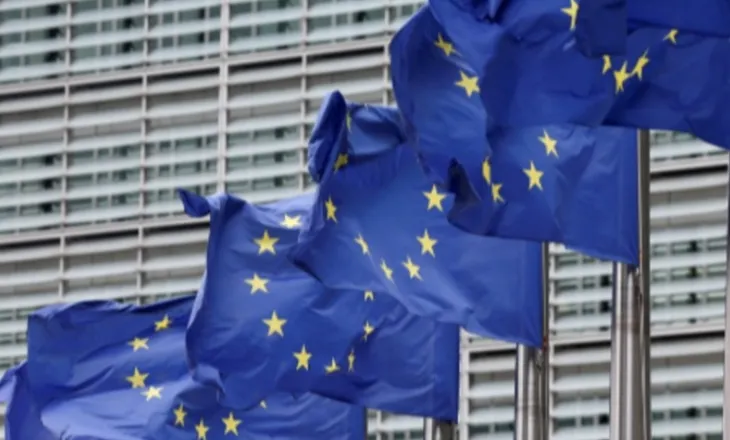 Paketa e sanksioneve ndaj Rusisë, BE planifikon të ‘godasë’ edhe portet!