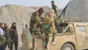 Pakistani i shpall luftë Afganistanit