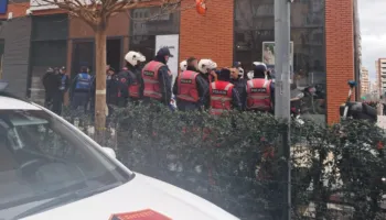 Panik në Tiranë, një person tenton të grabisë me armë një bankë e nivelit të dytë, arrestohet nga policia