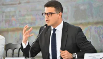 Paniku në Beograd është i pavend/ Vengu mbron hapur marrëveshjen trilaterale me Kosovën dhe Kroacinë