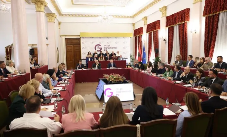 Para nisjes për Bruksel, Rama mbledh Grupin Parlamentar të PS