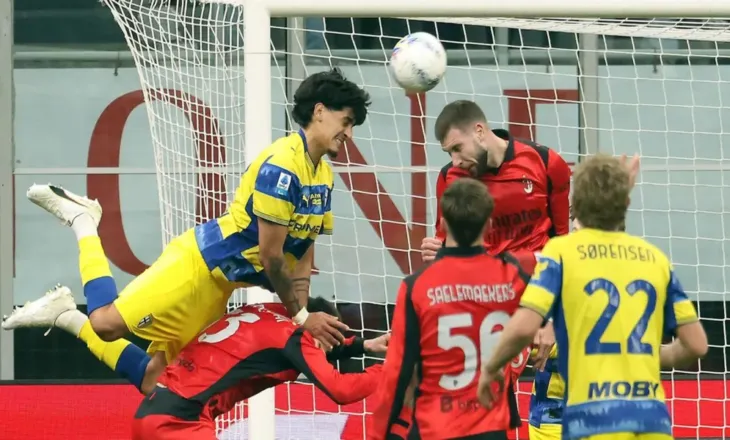 Parma shtang Milanin në “San Siro”, kuqezinjtë humbasin terren në garën me Interin