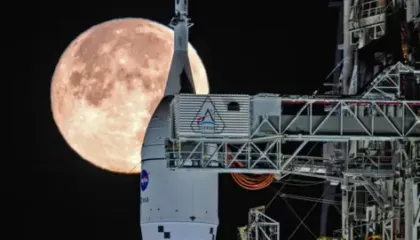 Pas 50 vjetësh, NASA përgatitet të dërgojë sërish njerëz rreth Hënës dhe në Mars