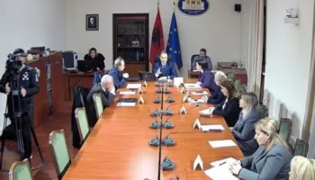 Pas rezultateve të PISA-s, rishikohen programet mësimore, ndryshime në 171 tekste shkollore