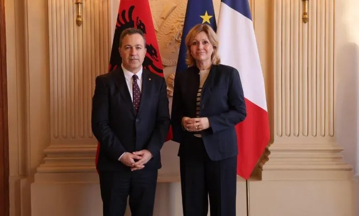 Peleshi pritet nga Presidentja e Asamblesë Kombëtare: Shqipëria në sprintin final drejt BE-së, Franca rikonfirmon mbështetjen