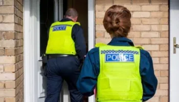 Përdhunuesi i 14-vjeçares para gjykatës angleze: Mos më ekstradoni në Shqipëri, vuaj nga depresioni