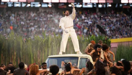 Performoi në Super Bowl 2026, por Bad Bunny nuk do të paguhet për shfaqjen