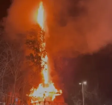 Përfshihet nga flakët lokali në Vlorë, nuk dihen shkaqet
