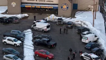 Përgjaket ndeshja e hokejit, tre të vrarë dhe disa të plagosur në SHBA