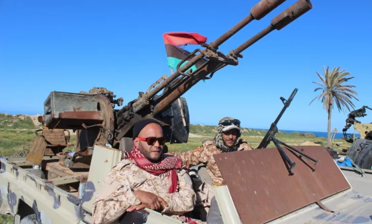 Përleshje midis forcave të Haftarit dhe “grupeve të armatosura” në kufirin mes Libisë dhe Nigerisë, 3 të vdekur