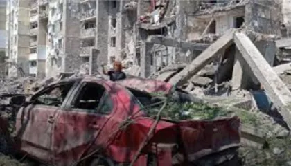 Përpjekjet për paqe/ Rusia edhe Ukraina nisin ditën e dytë të bisedimeve në Abu Dhabi