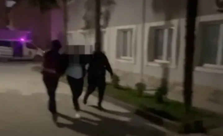 Përplasje me armë te një lokal në Vlorë, policia arrin të parandalojë ngjarjen