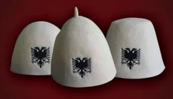 Peticioni online kërkon njohjen e plisit shqiptar nga UNESCO: Të ruajmë trashëgiminë tonë