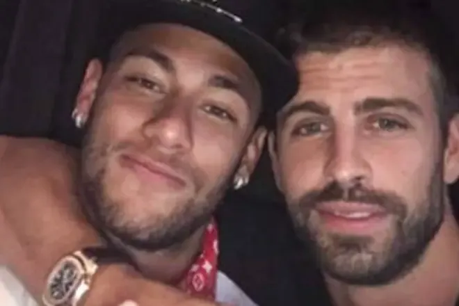 Piqué, Neymar dhe nata “pa gjumë” në Emirate, para një eventi: Shkuam direkt, pa fjetur fare