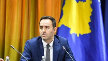 “Po gjykohet lufta e drejtë e UÇK-së”, Konjufca nga Haga: Tentativë për të barazuar viktimën me regjimin kriminal të Millosheviçit