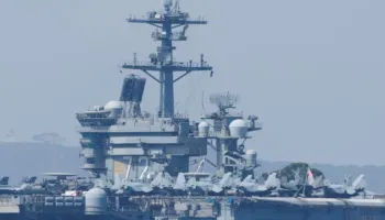 Po i afrohej aeroplanmbajtëses amerikane ‘USS Lincoln’, SHBA-ja rrëzon një dron iranian në Detin Arabik