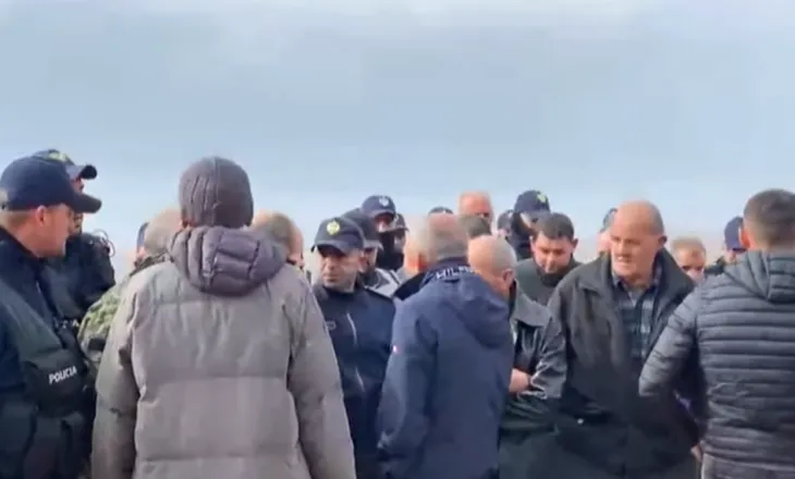 Po I merren pronat per resort/ Banorët e Rrjollit: Do të jetë protesta më e madhe ndonjëherë