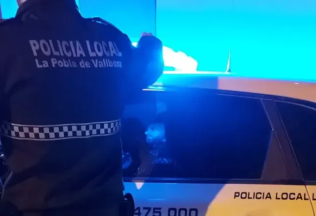 Po ruanin të armatosur me kallashnikovë 1 ton drogë, arrestohen 2 shqiptarë në Spanjë