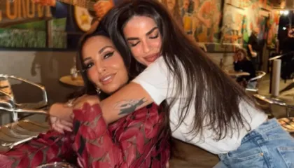 “Po të mbaj me gjithë zemrën time, mami” – Beatrix Ramosaj ndan betejën e nënës me kancerin