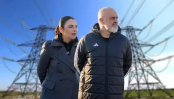 Politika e qeverisë me energjinë e pastër u kushton shtrenjtë komuniteteve lokale