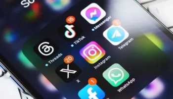 Polonia drejt ndalimit të rrjeteve sociale për fëmijët nën 15 vjeç, parashikohen gjoba për platformat