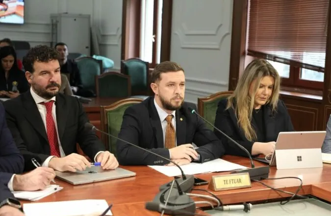 “Precedent i rrezikshëm”, BIRN: Drafti për tenderat e AKSHI pritet me kritika në Kuvend