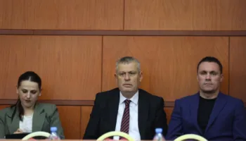 Prefekti i ri i Tiranës bën bashkë PS-PD në Këshillin Bashkiak: Dëgjova sugjerimet e tyre