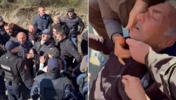 Prej 3 javësh protestë kundër resortit të Bashkim Ulajt, banorët e Rrjollit përplasen ashpër me policinë, të moshuarit i bie të fikët në mes të turmës