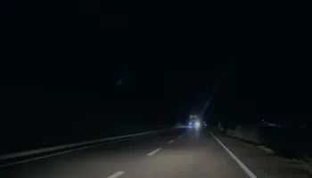 Prej tre orësh i paralizuar, rikthehet qarkullimi në aksin alternativ Maliq-Moglicë-Gramsh, hapen të dyja korsitë