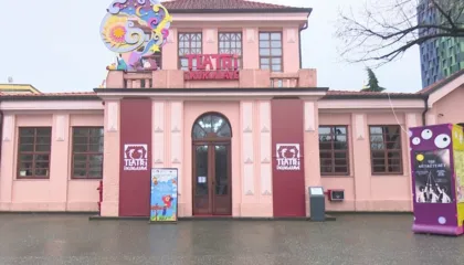 Premierat në Teatrin e Kukullave , Qiriaci: Do të mbështesim veprat e autorëve shqiptarë