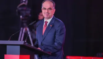 Presidenti Begaj dekreton ligjin “Për konfliktin e interest”, kontroll edhe për familjarët