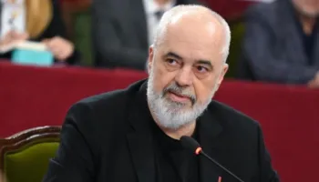 Prezantohen ndryshimet ligjore, frenojnë gjykatat që të pezullojnë ministrat