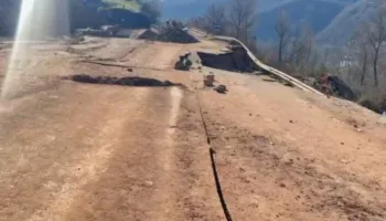 Pritej të hapej sot në mesditë, shembet sërish rruga në “Arrat e Gurrës”! ARRSH: Do kryhet rivlerësim gjeologjik