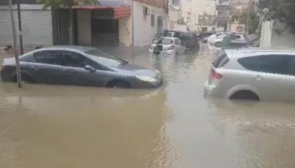 Pritet intensitet i lartë i reshjeve nga e premtja në Durrës/ Shërbimi Meteorologjik Ushtarak: Të merren masa!