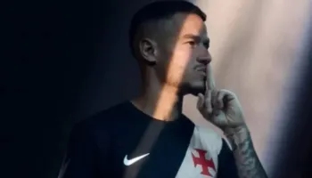 Probleme me shëndetin mendor, tërhiqet nga klubi brazilian ish-ylli i Barcelonës dhe i Bayern Munich