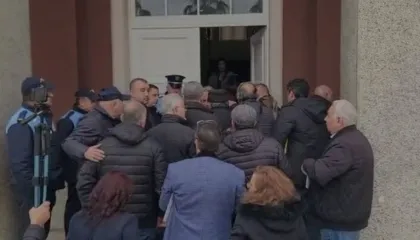 Projekti “TID Durrës”, banorët pas takimit me Ramën: Të pezullohen shembjet e banesave!